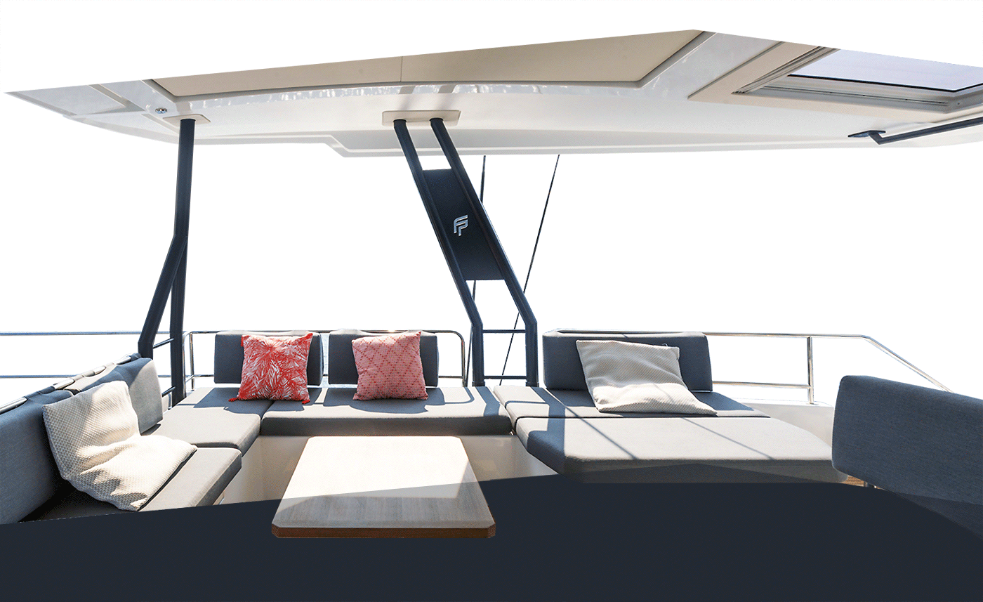 Multihull sailboat charter Hélia 44 Gulf of Saint-Tropez : Multihull sailboat rental, Hélia 44, Gulf of Saint-Tropez, Marines de Cogolin 