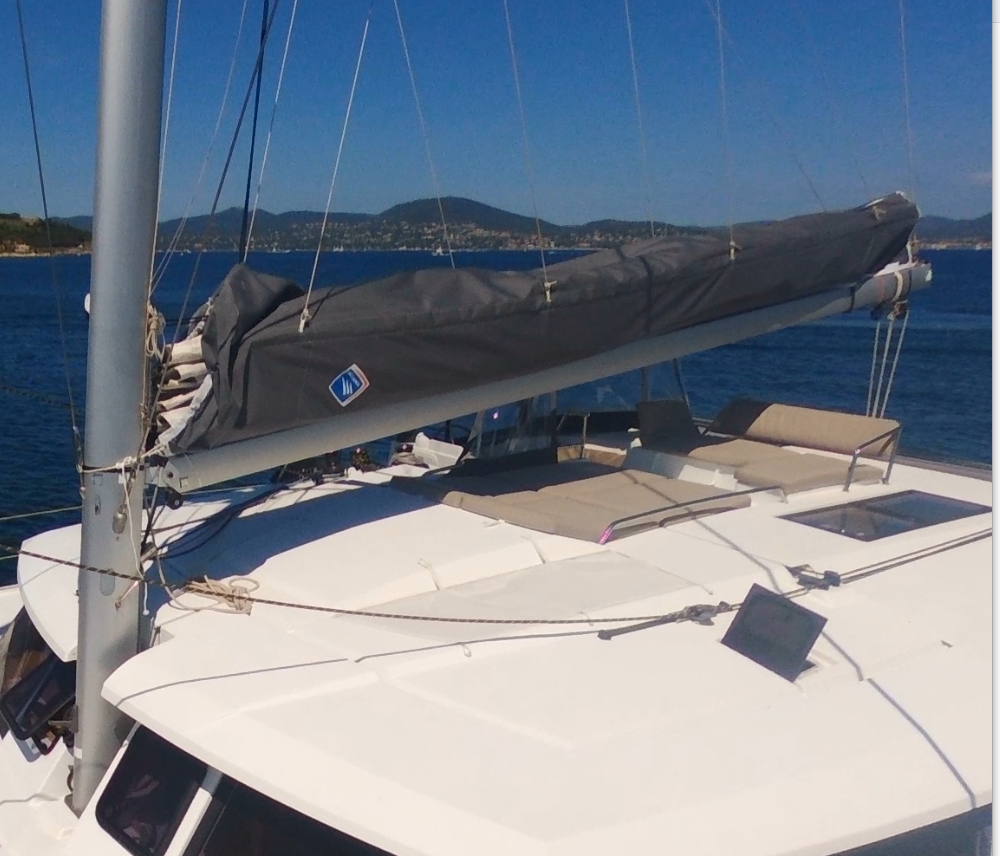 Multihull sailboat charter Hélia 44 Gulf of Saint-Tropez