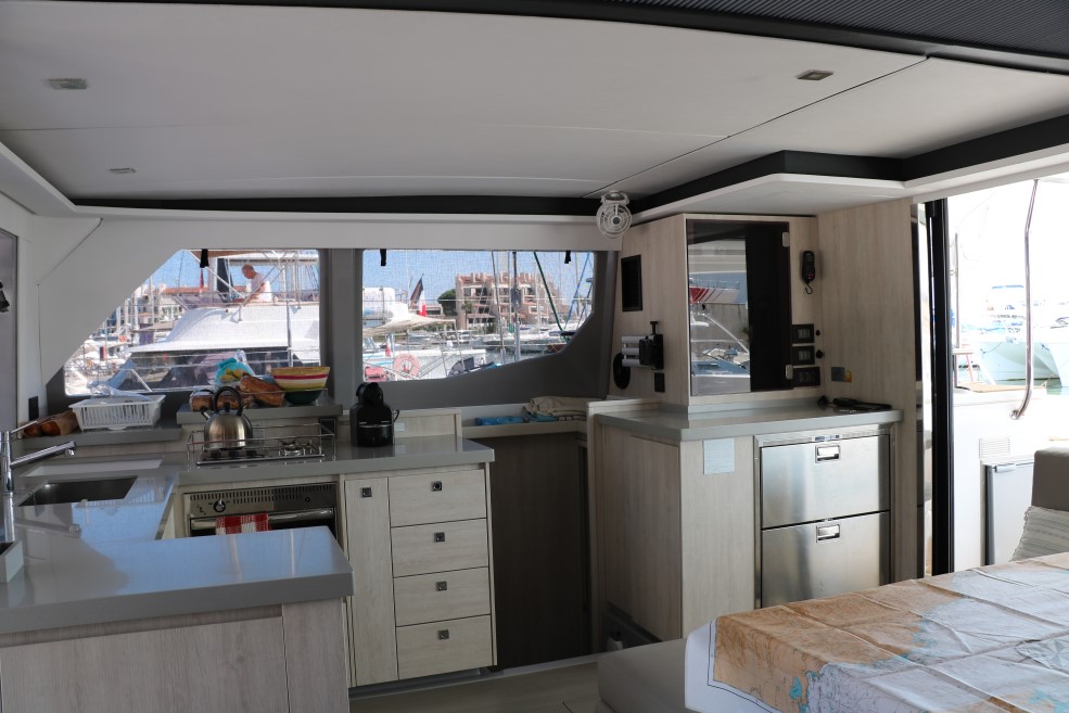 Location voilier multicoques Léopard 45 Golfe de Saint Tropez