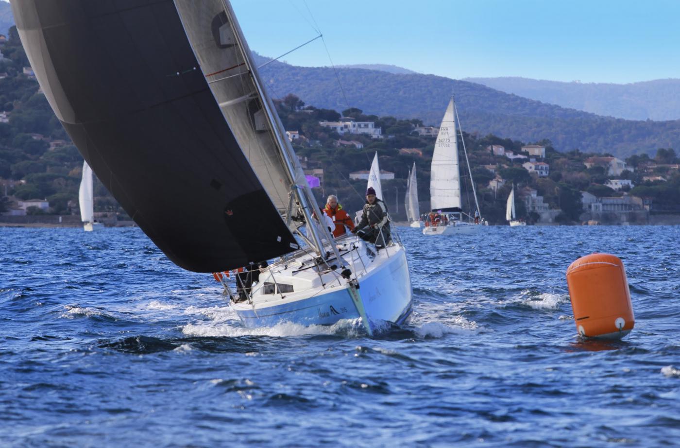 Sailboat rental Hanse 315