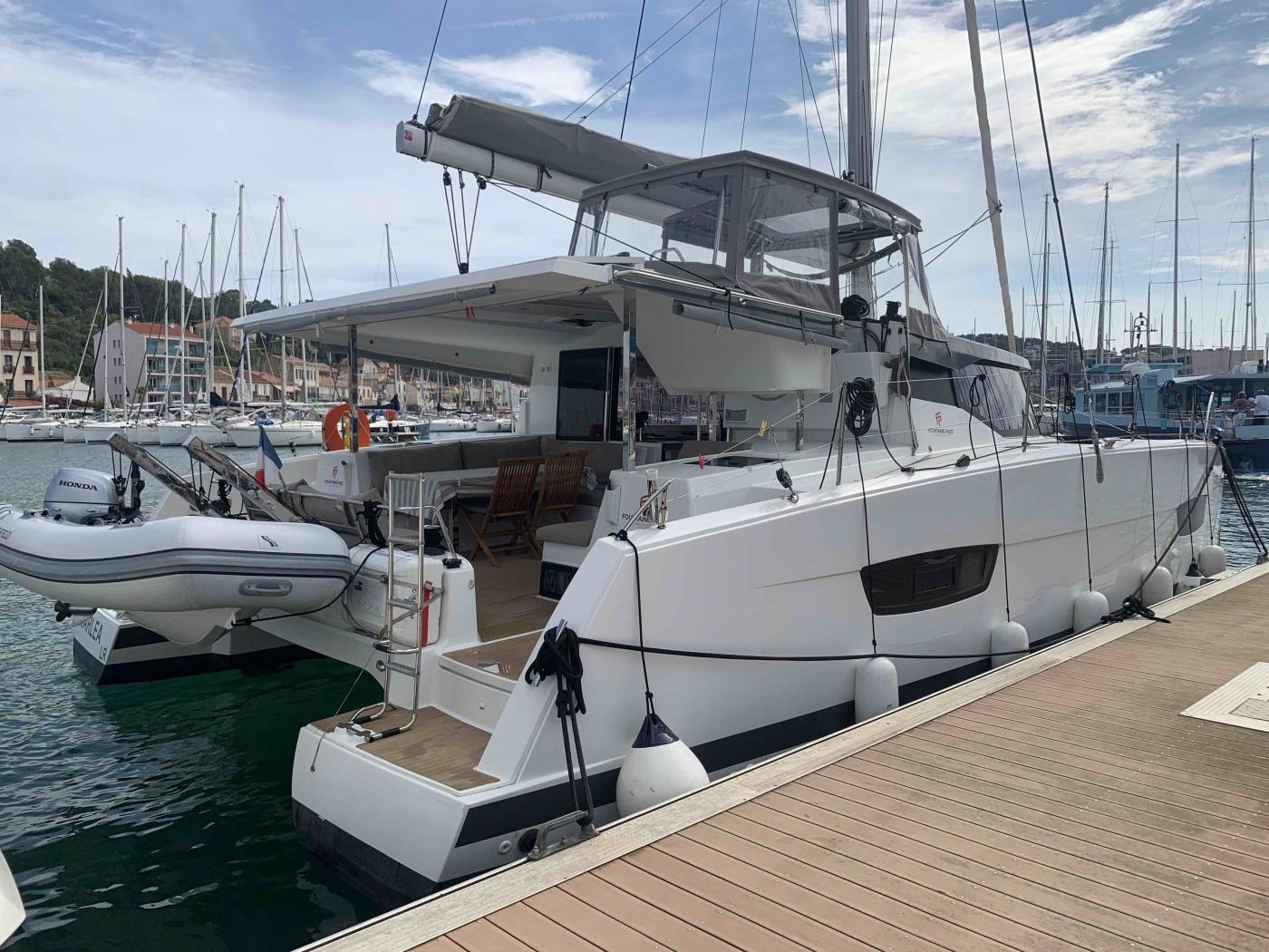 LUCIA 40 catamaranowner version for hire Gulf St-Tropez